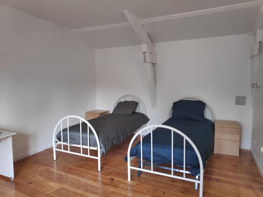 Maison 4 Personnes Caillac Экстерьер фото