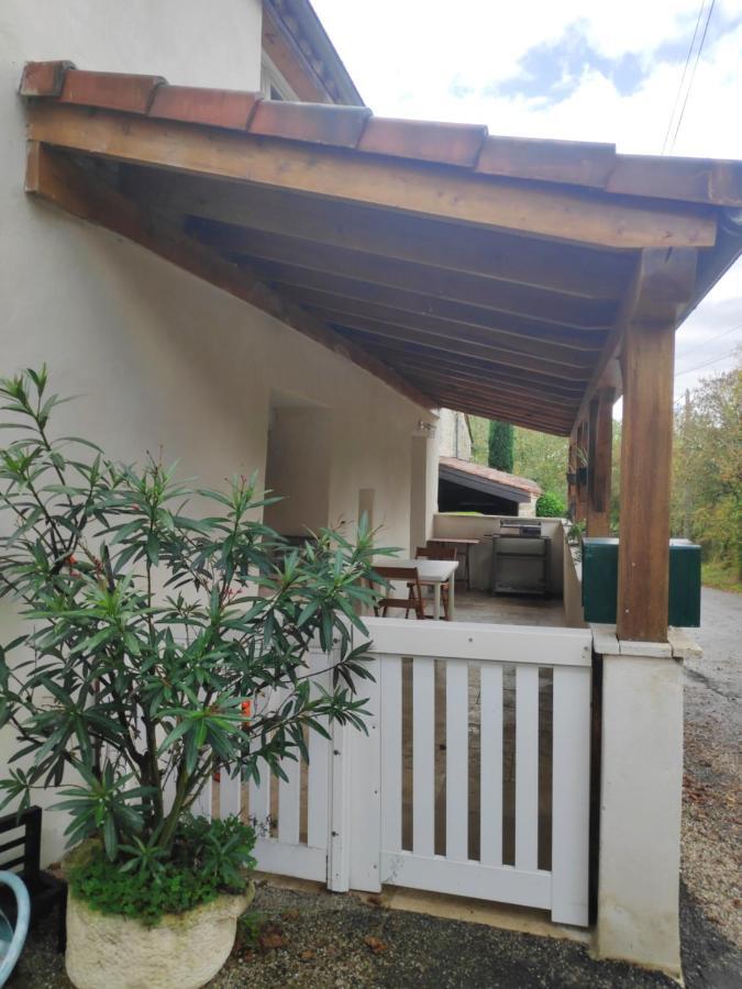 Maison 4 Personnes Caillac Экстерьер фото