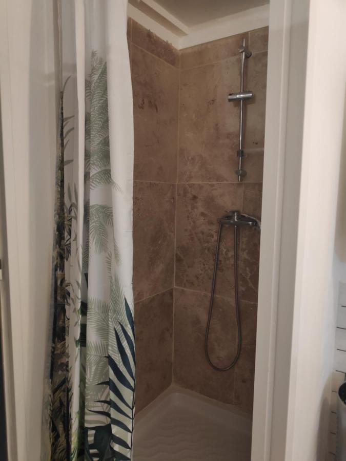 Maison 4 Personnes Caillac Экстерьер фото